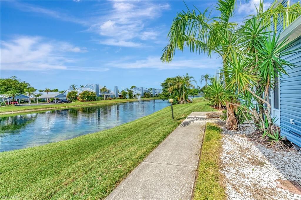 Property Photo:  3385 Timberwood Cir  FL 34105 
