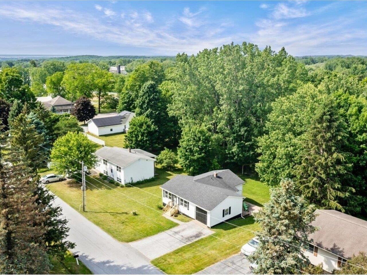 Property Photo:  5 Orchard Street  VT 05478 