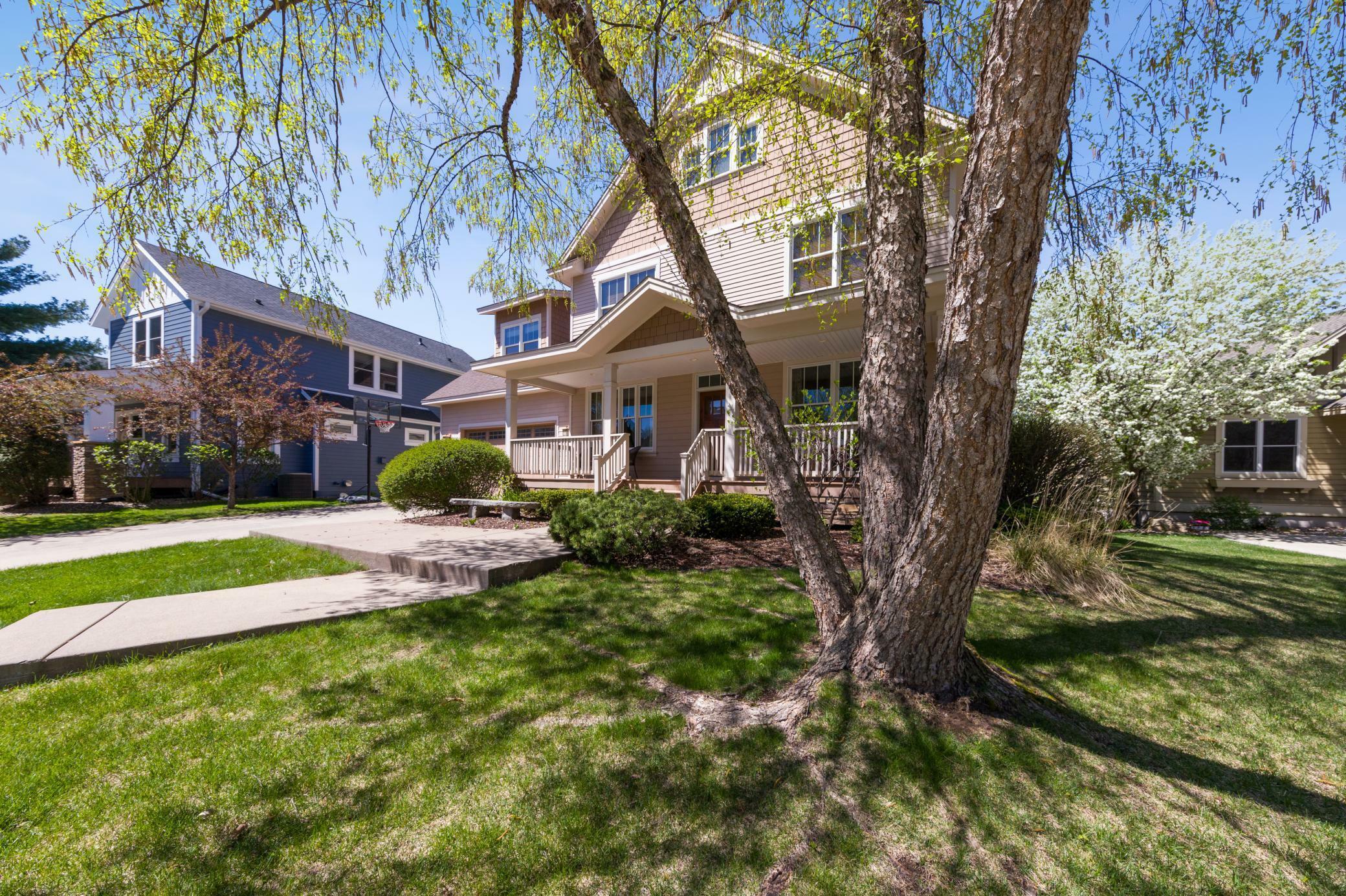 Property Photo: 614 Eben Court MN 55082