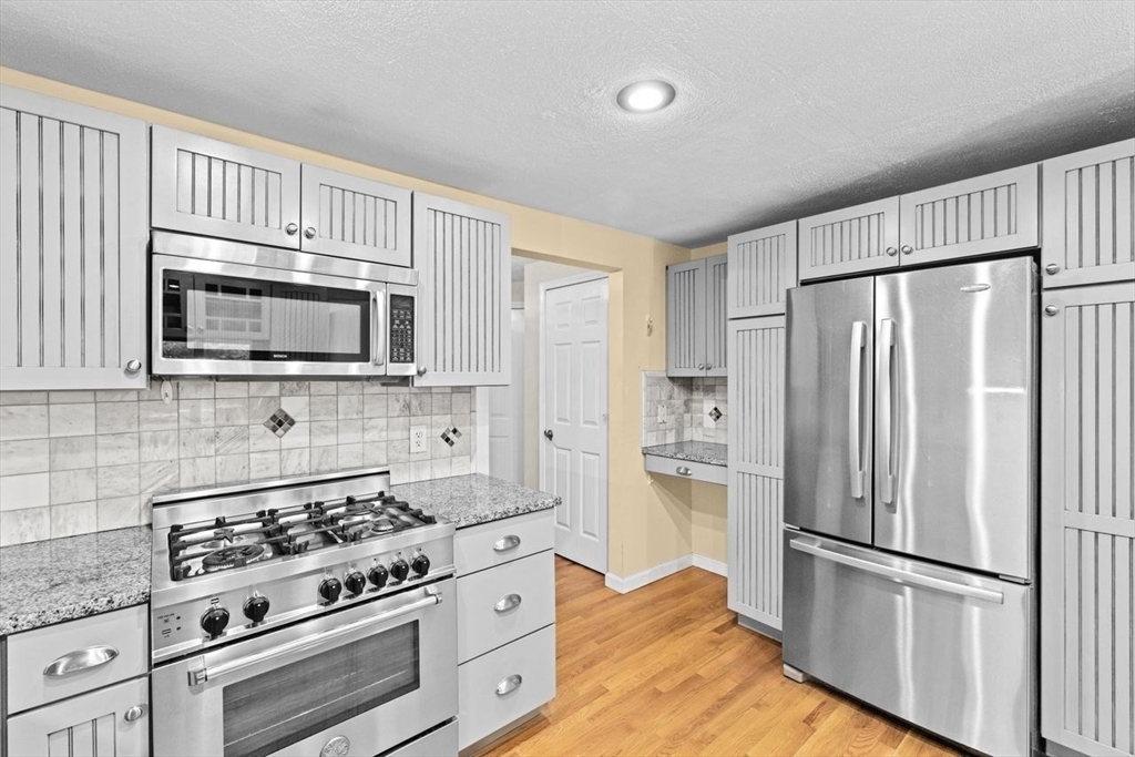 Property Photo: 225 Lincoln St G3 MA 02332