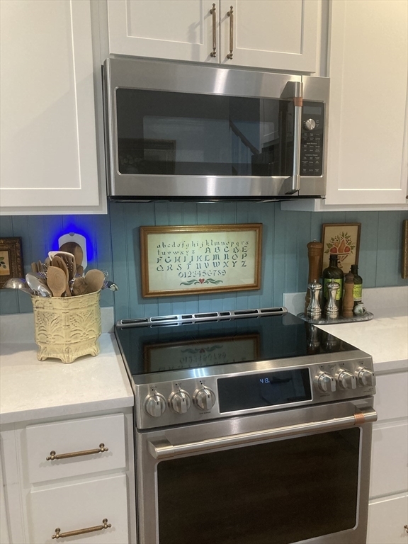 Property Photo: 8 Salisbury Hill Blvd 76 MA 01609