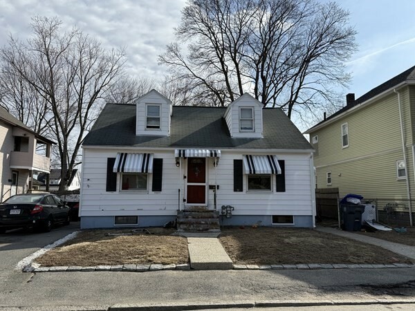 31 Strathmore Rd  Methuen MA 01844 photo