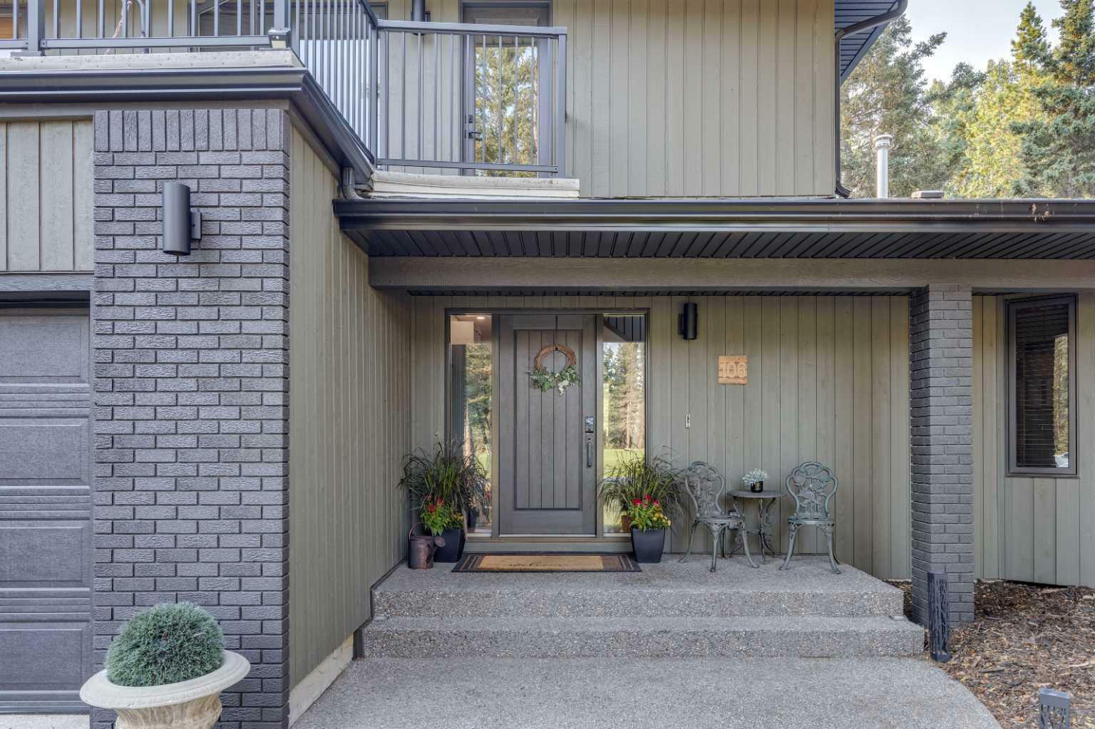 Property Photo: 106 Redwood Meadows Drive AB T3Z 1A3