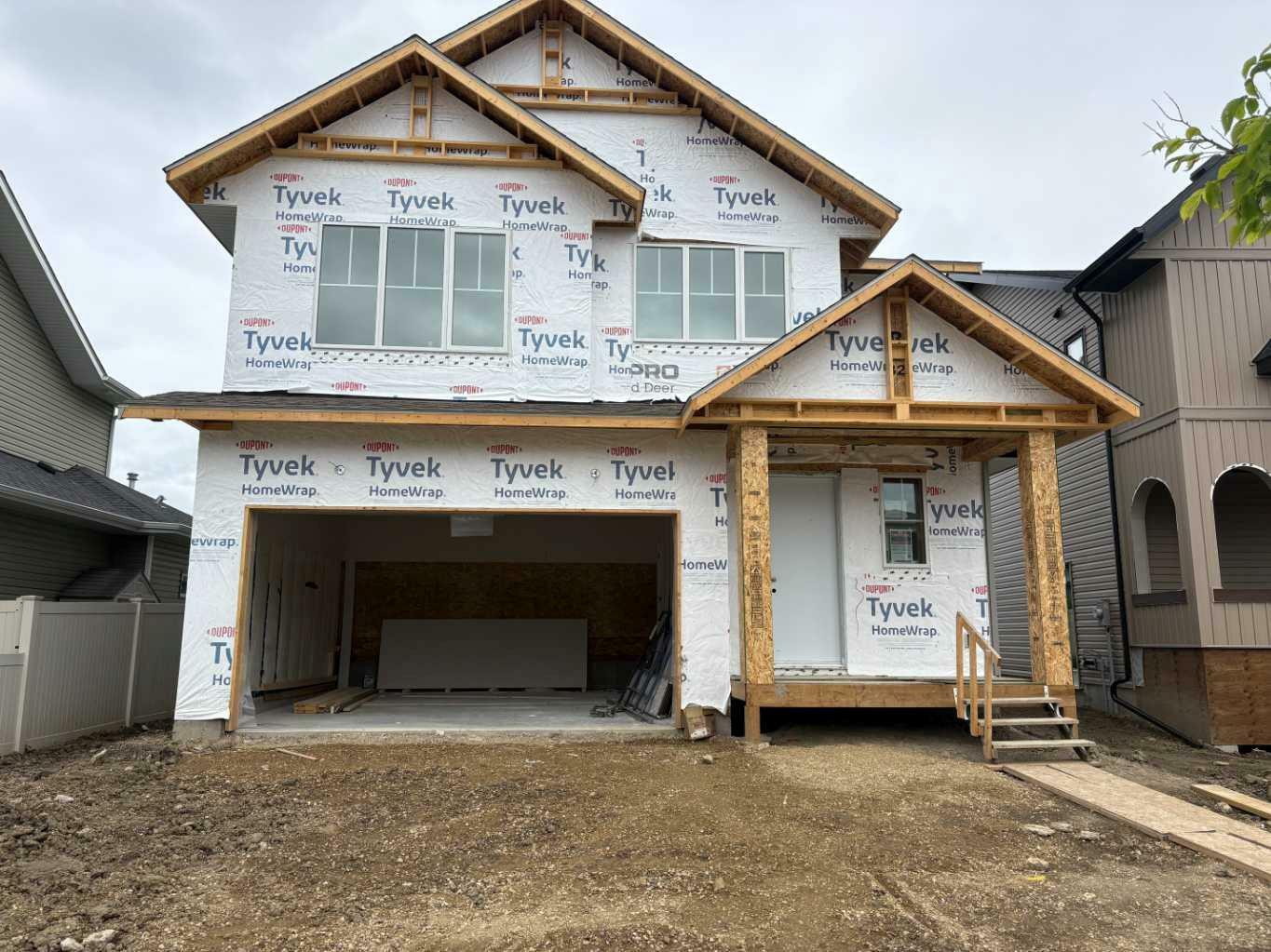 16 Eaton Crescent  Red Deer AB T4P 3C9 photo