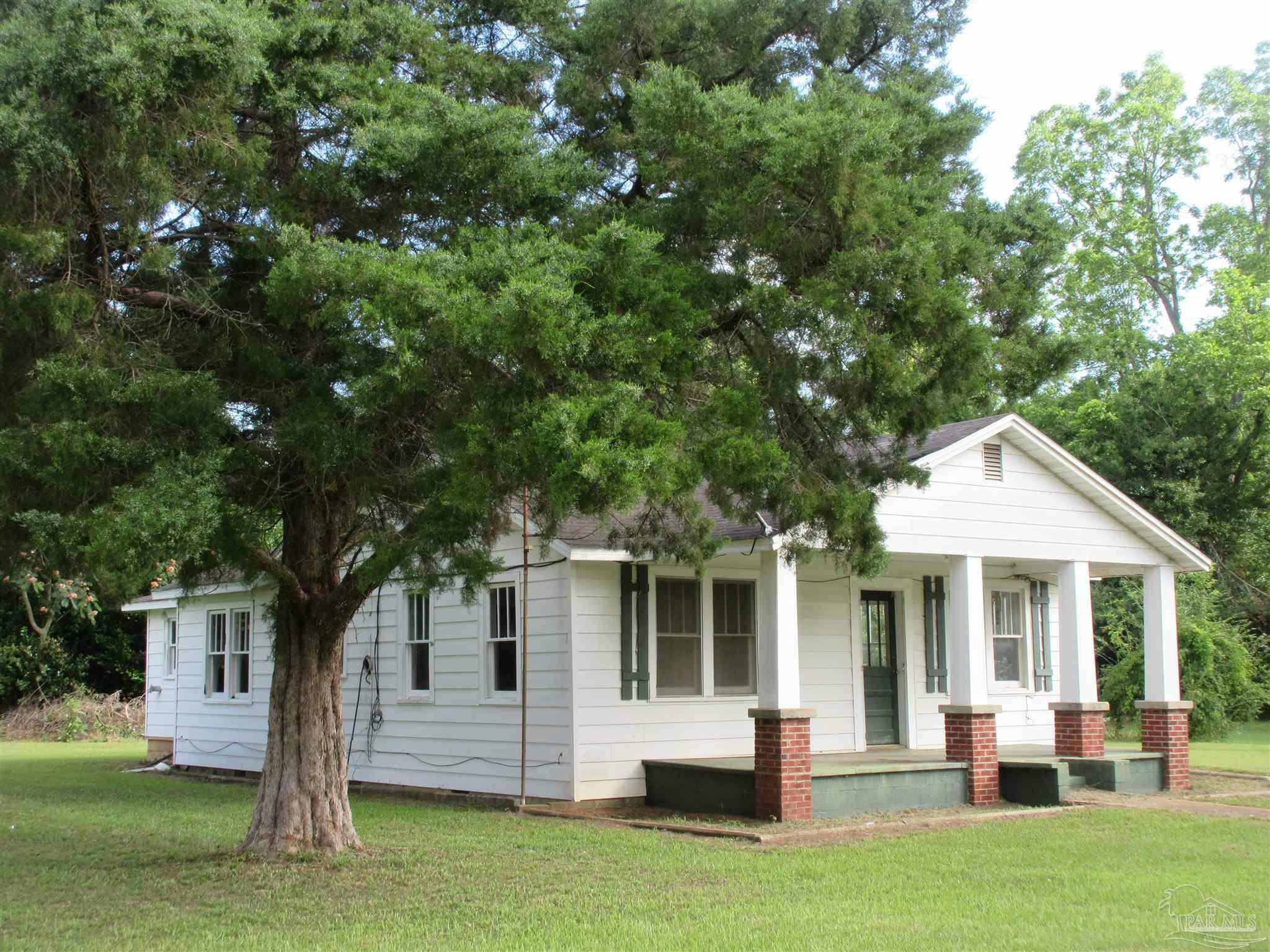 5227 Spring St  Jay FL 32565 photo