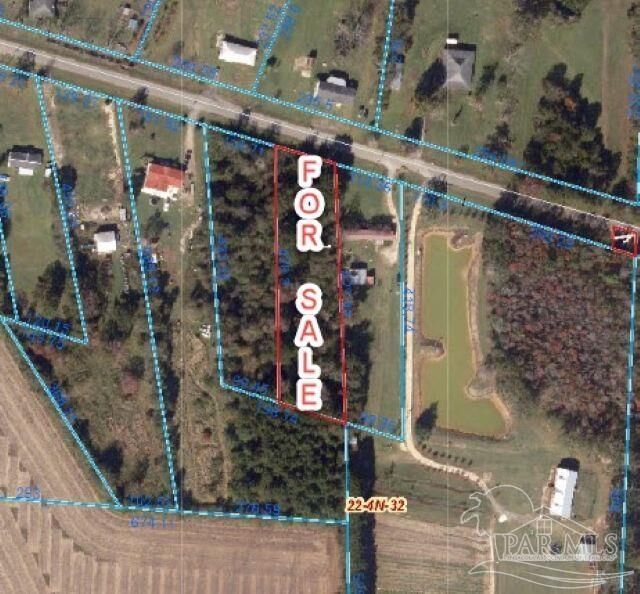 Property Photo: 3100 Mason Rd FL 32568