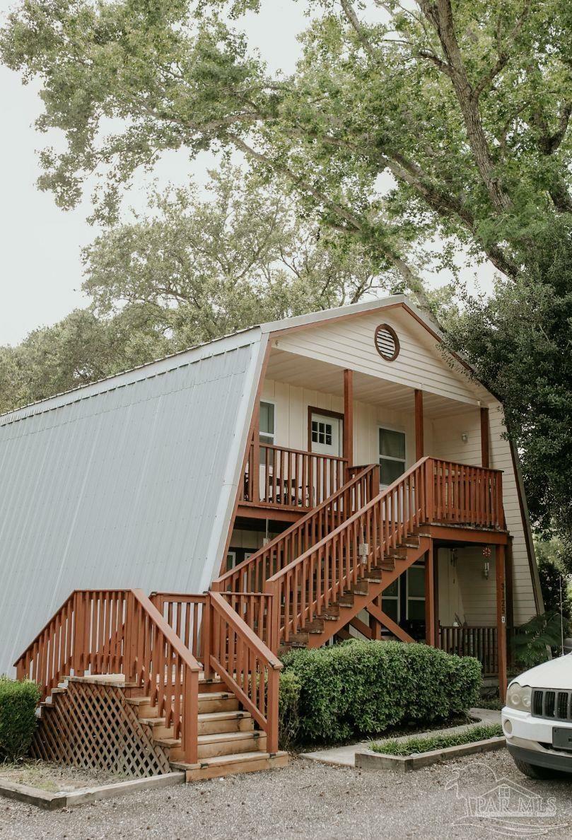 Property Photo: 3125 Zepp Ln FL 32571