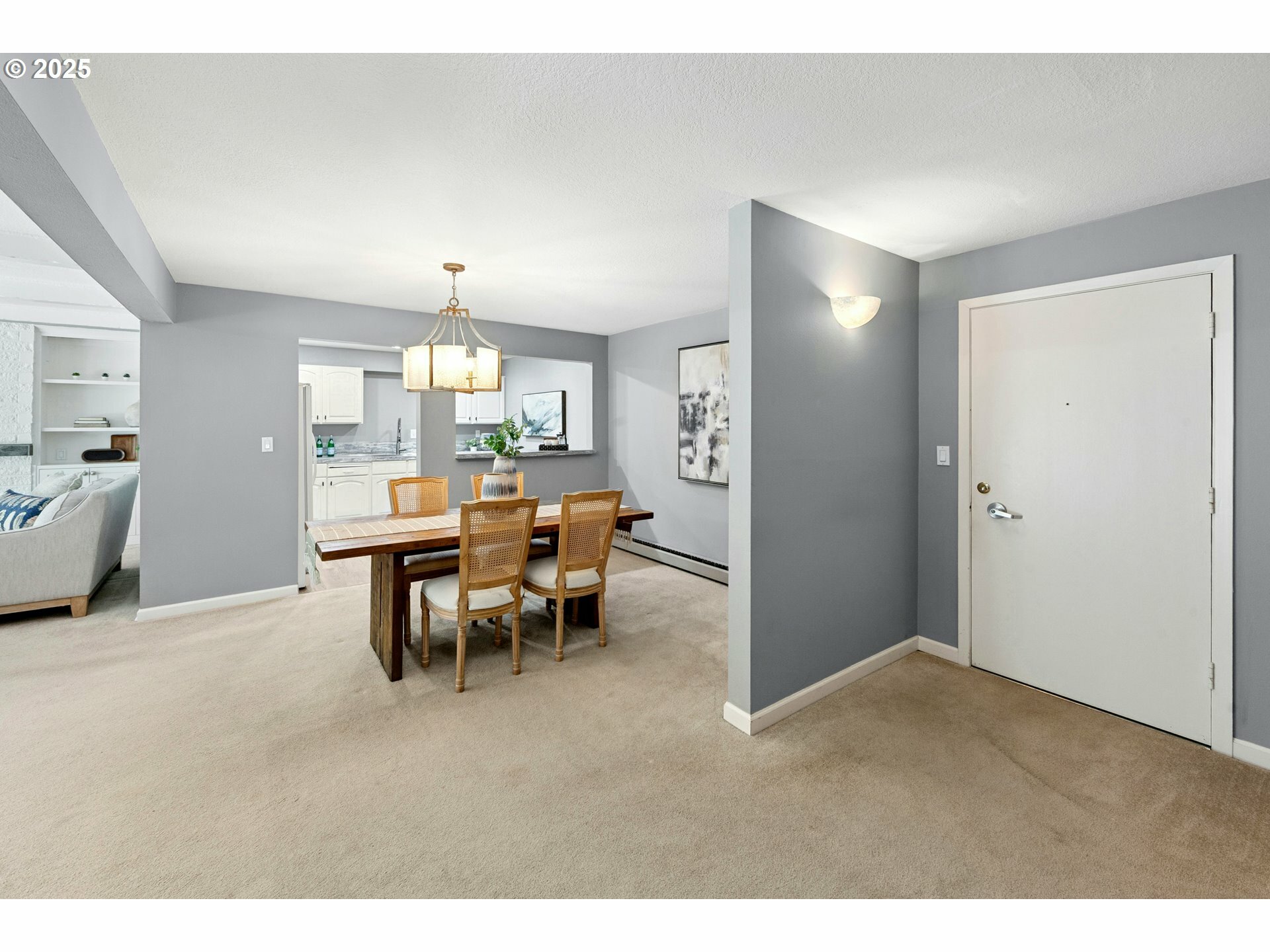 Property Photo: 4460 SW Scholls Ferry Rd 5 OR 97225