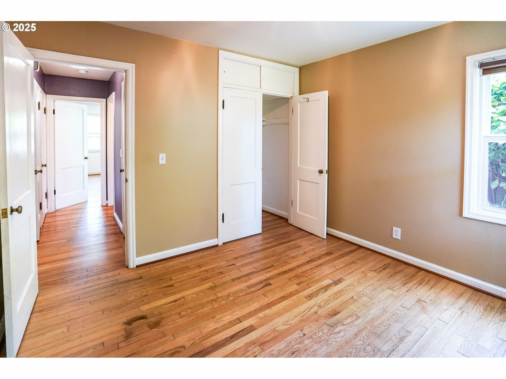 Property Photo: 8800 NE Siskiyou St OR 97220