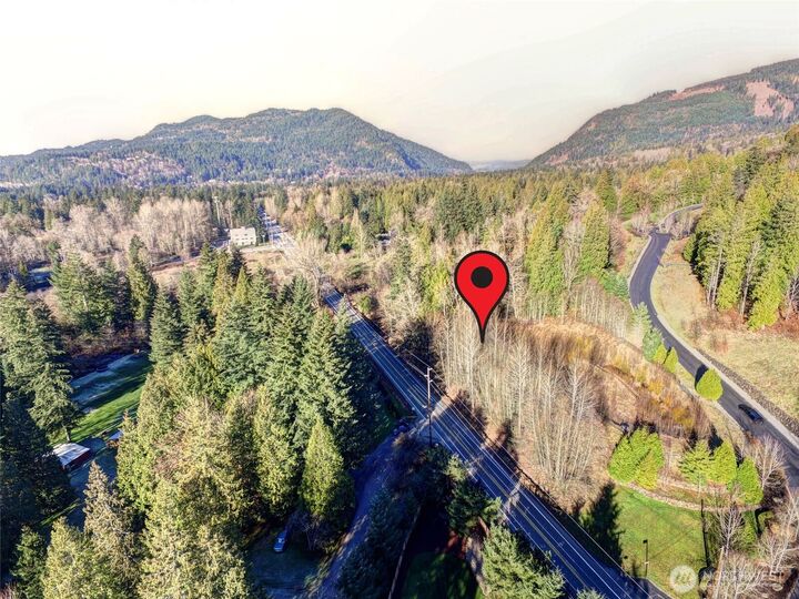 Property Photo: 14610 Issaquah Hobart Road SE WA 98027