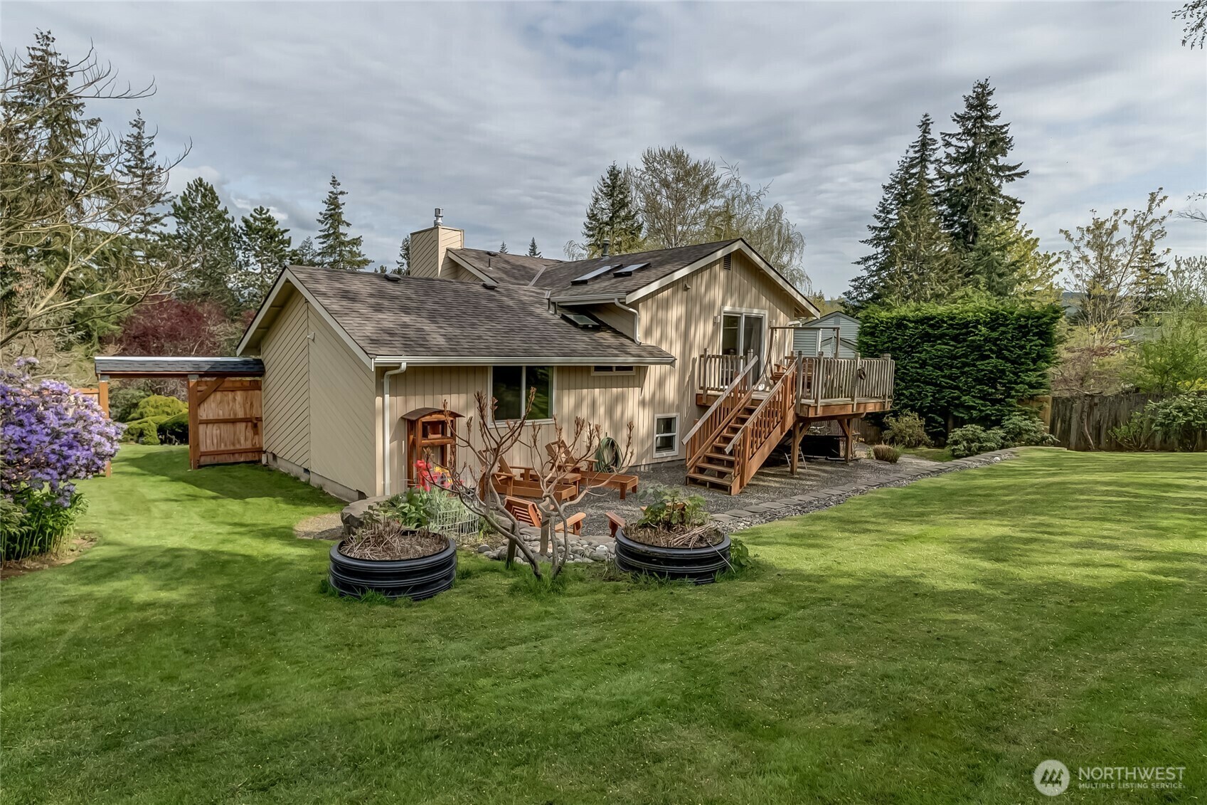 Property Photo:  2217 W Birch  WA 98229 