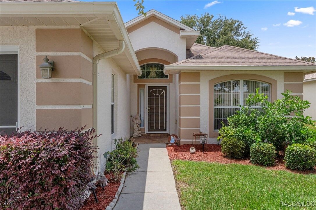 Property Photo: 4614 N Webster Island Terrace FL 34442