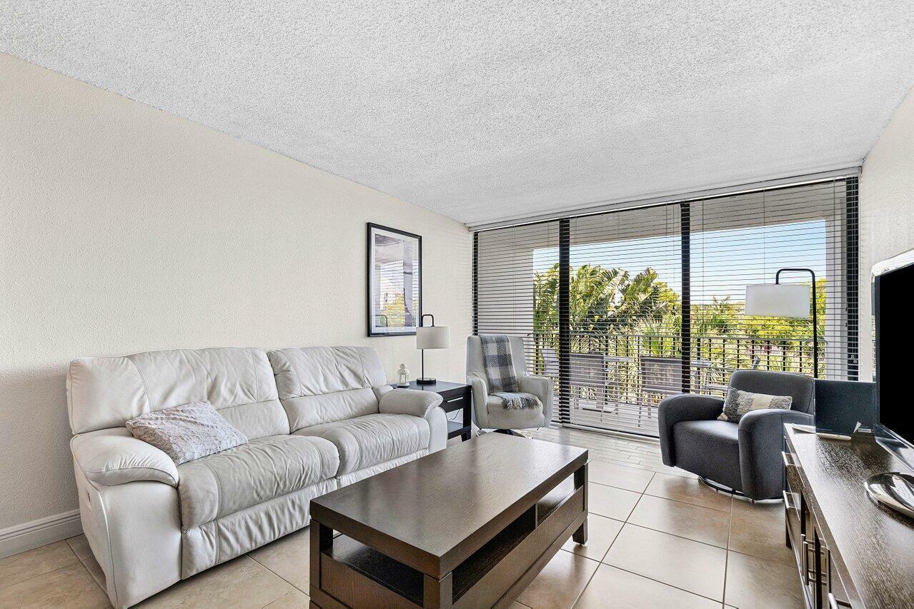 Property Photo: 1830 Embassy Drive 401 FL 33401