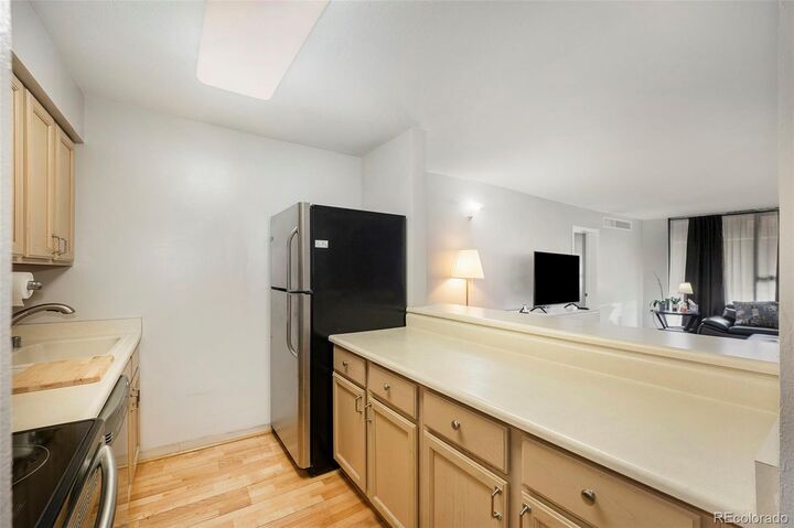 Property Photo: 1020 15th Street 3F CO 80202