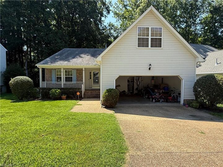 Property Photo: 110 View Pointe Dr VA 23605
