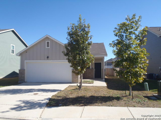 2561 Hiddenbrooke  Seguin TX 78155 photo