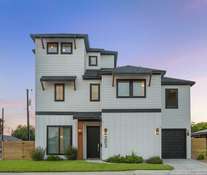 203 Denver  San Antonio TX 78210 photo