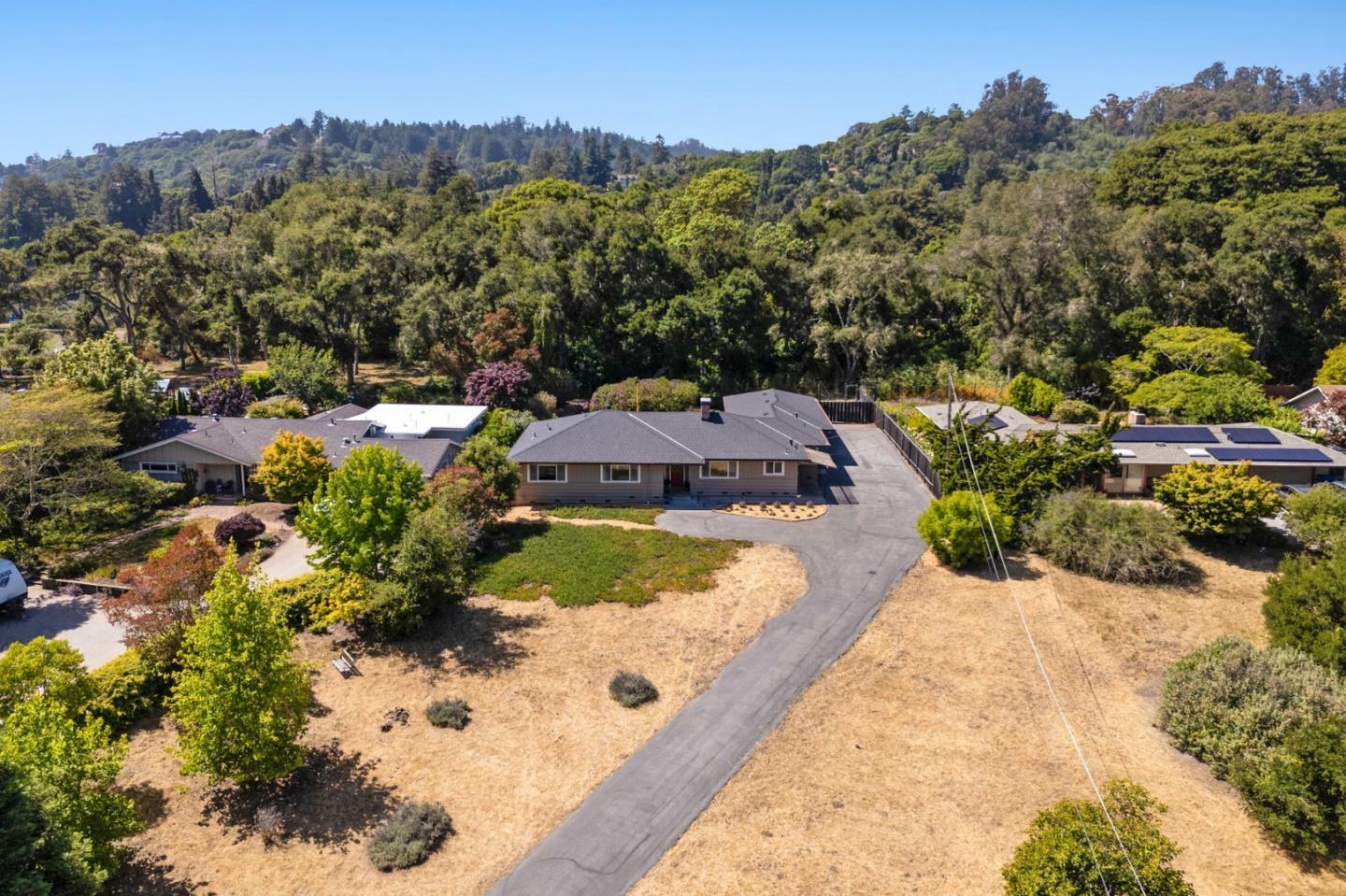 Property Photo:  2071 Huntington Drive  CA 95003 