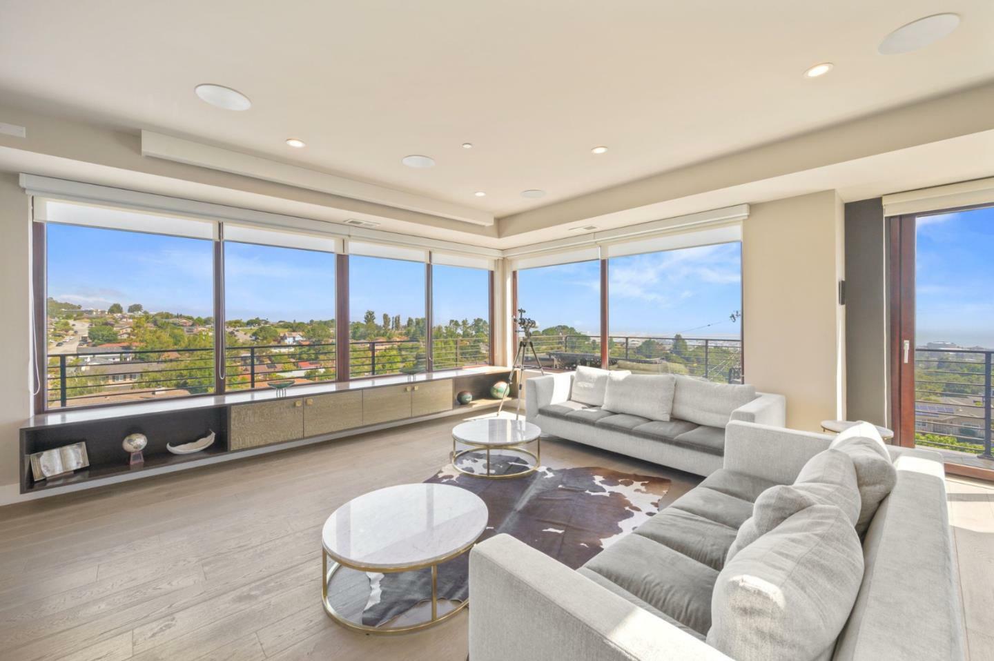 Property Photo: 1548 Los Montes Drive CA 94010
