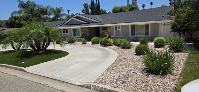 Property Photo: 2322 Shadow Hill Drive CA 92506
