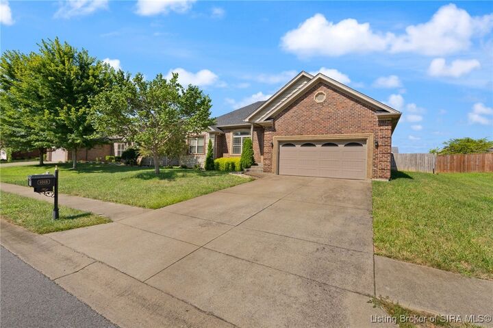 Property Photo: 1015 Frontier Trail IN 47124