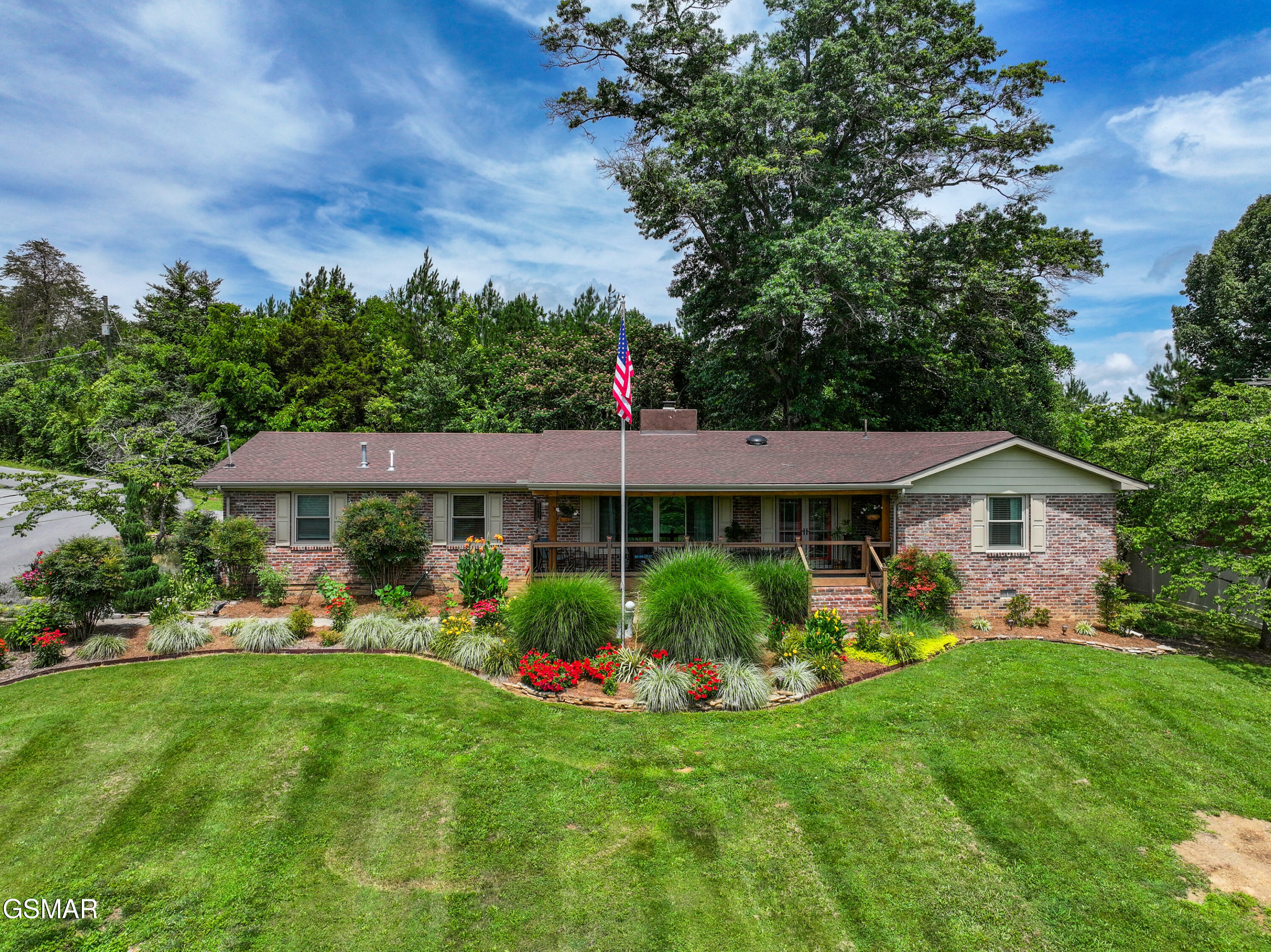 Property Photo: 307 Hicks Drive TN 37862