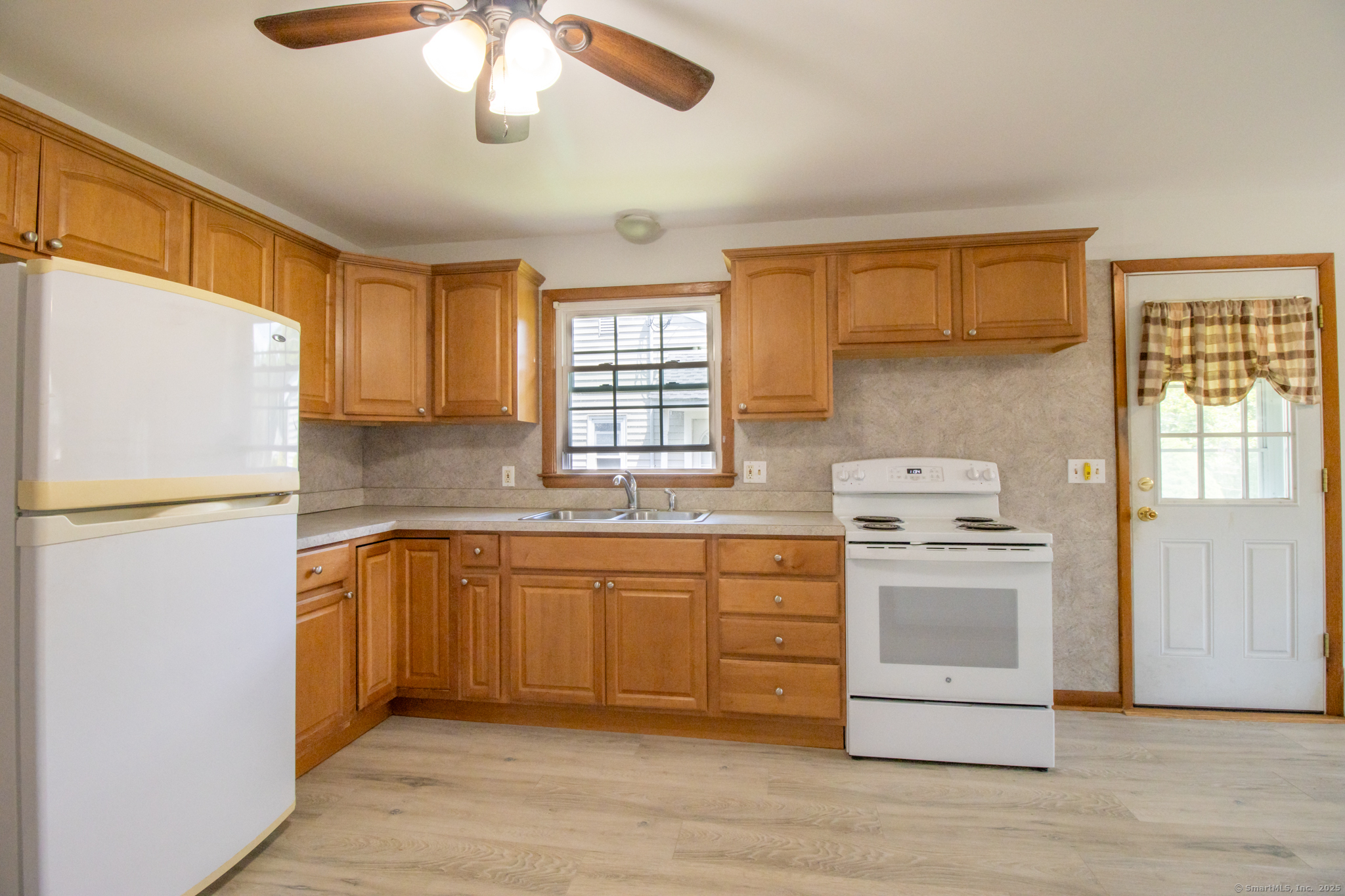 Property Photo: 107 Travis Drive CT 06606