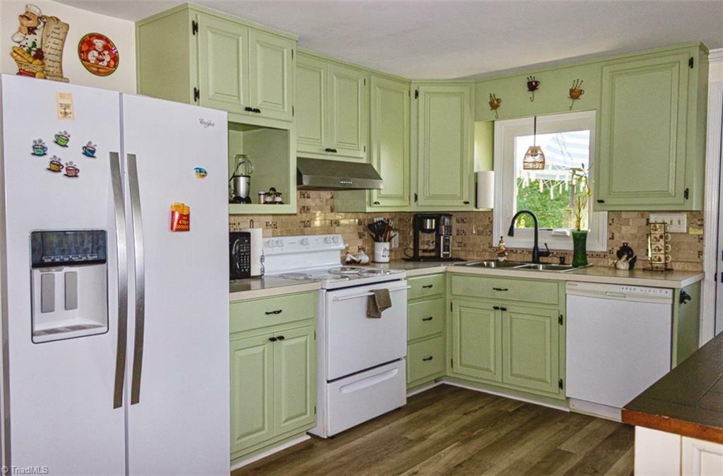 Property Photo: