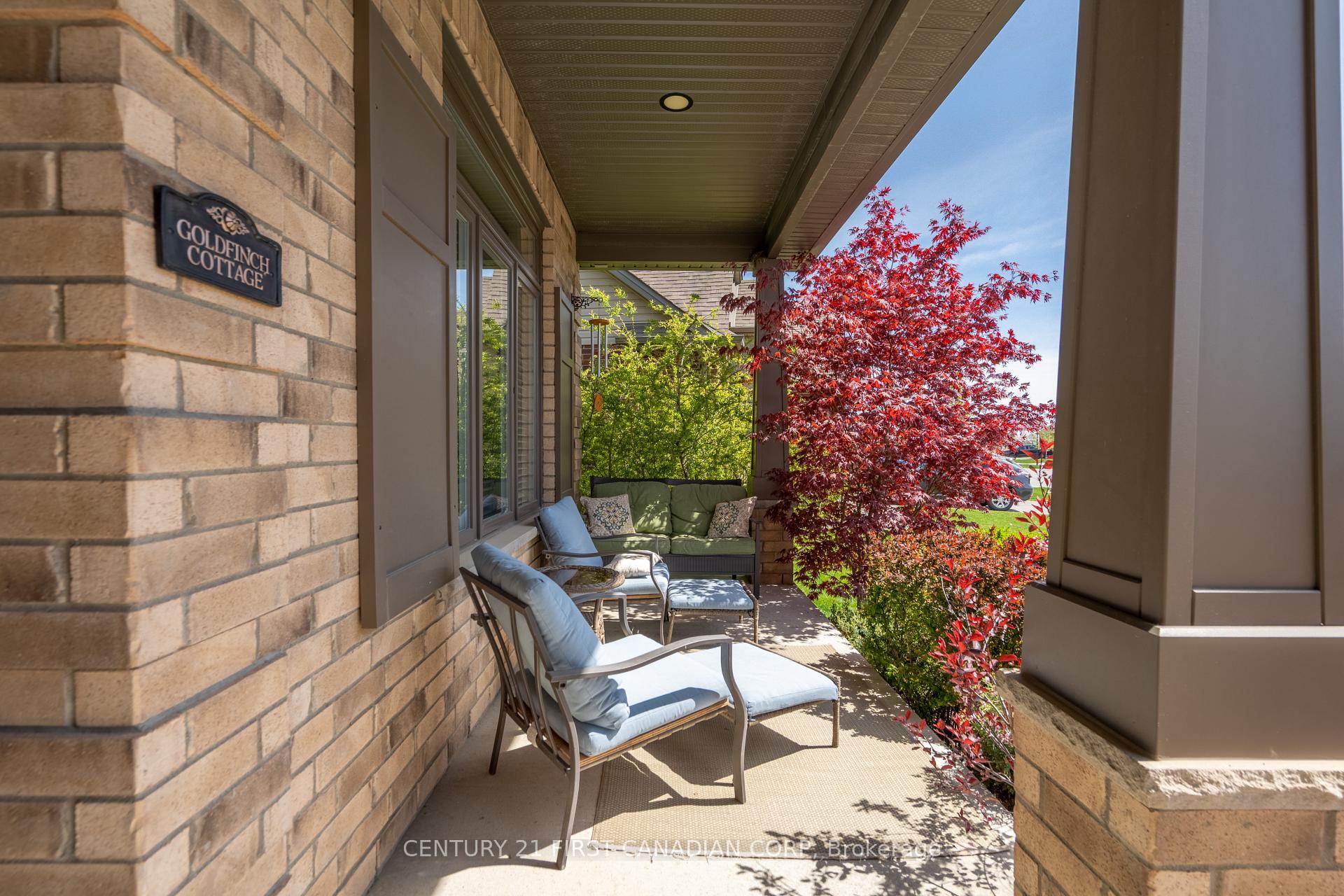 Photo de la propriété: 302 Songbird Lane ON N0M 2A0