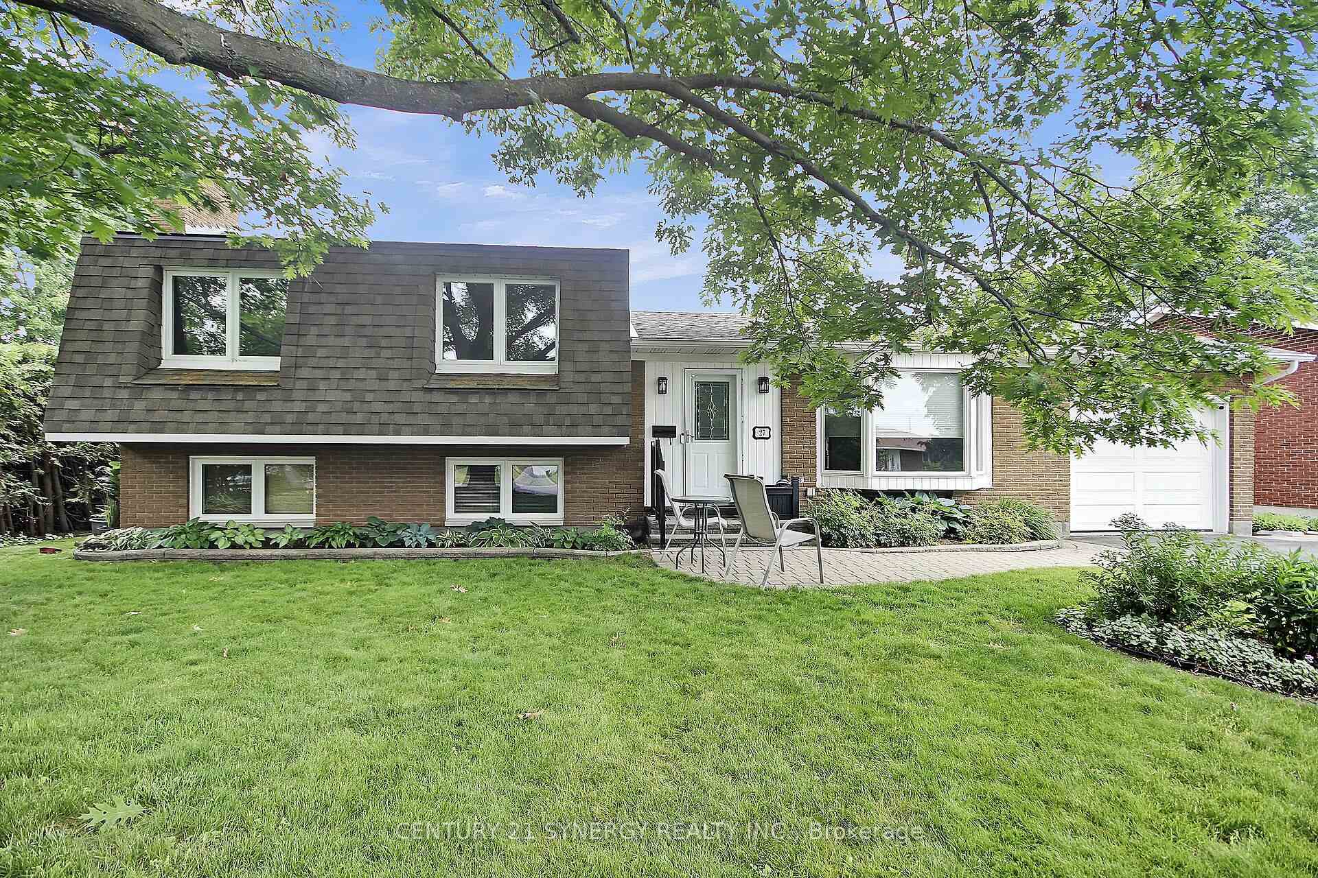 Property Photo:  27 Tripp Crescent  ON K2J 1C5 