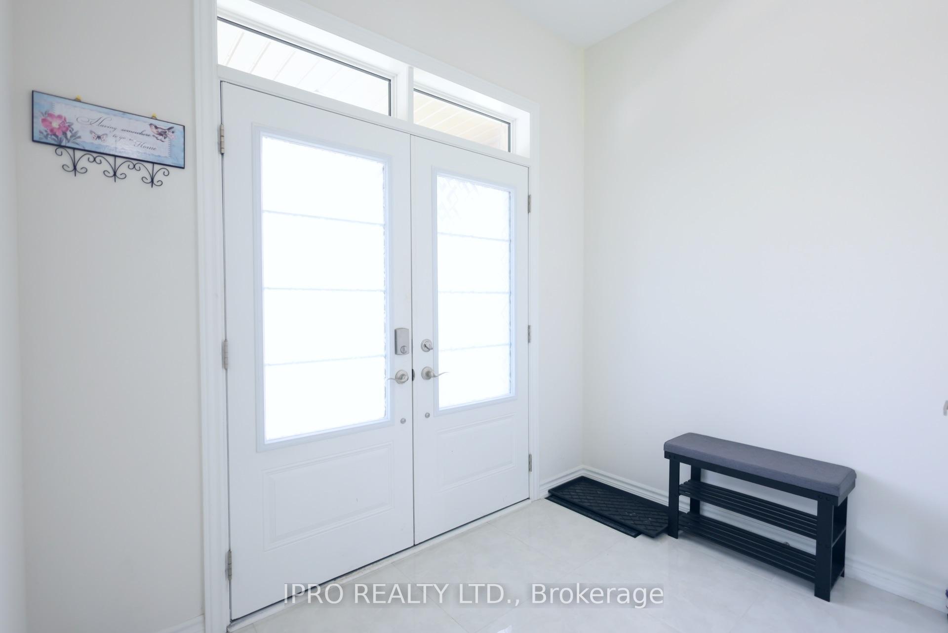 Property Photo: 327 Northglen Boulevard ON L1C 7E2