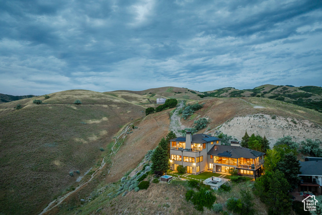 Property Photo: 760 E Edgehill Rd UT 84103