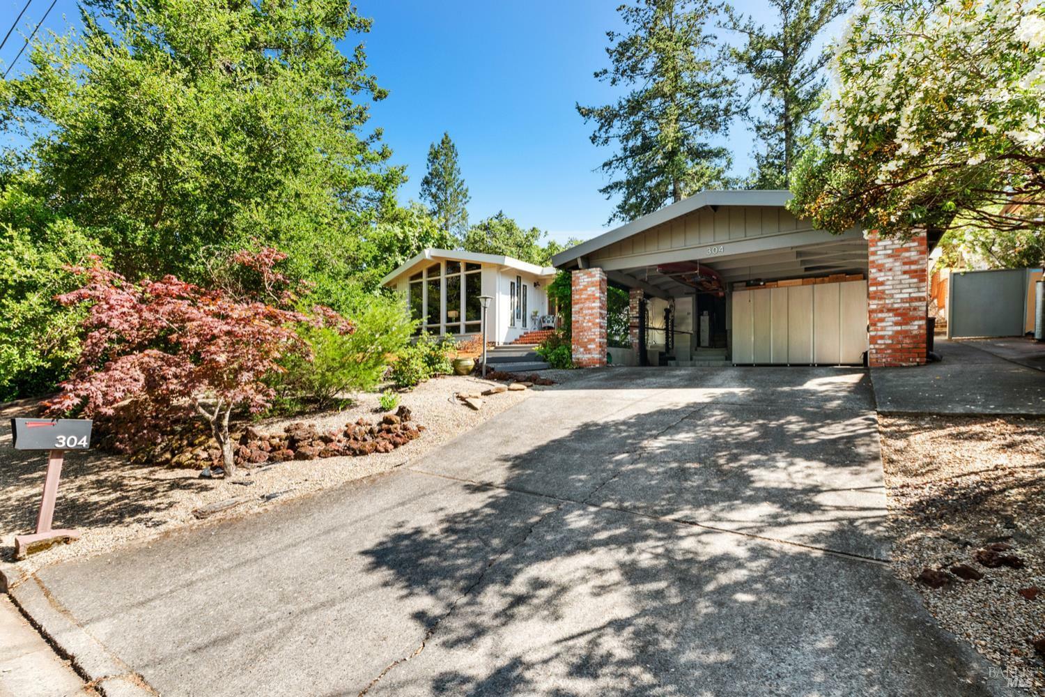 Property Photo: 304 High Street CA 94515