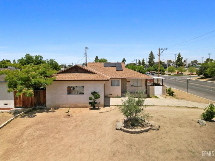 Property Photo:  1416 Duke Drive  CA 93305 