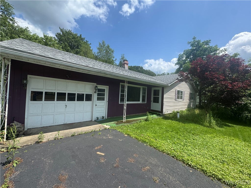 Property Photo: 2274 Sheldon Drive NY 14706