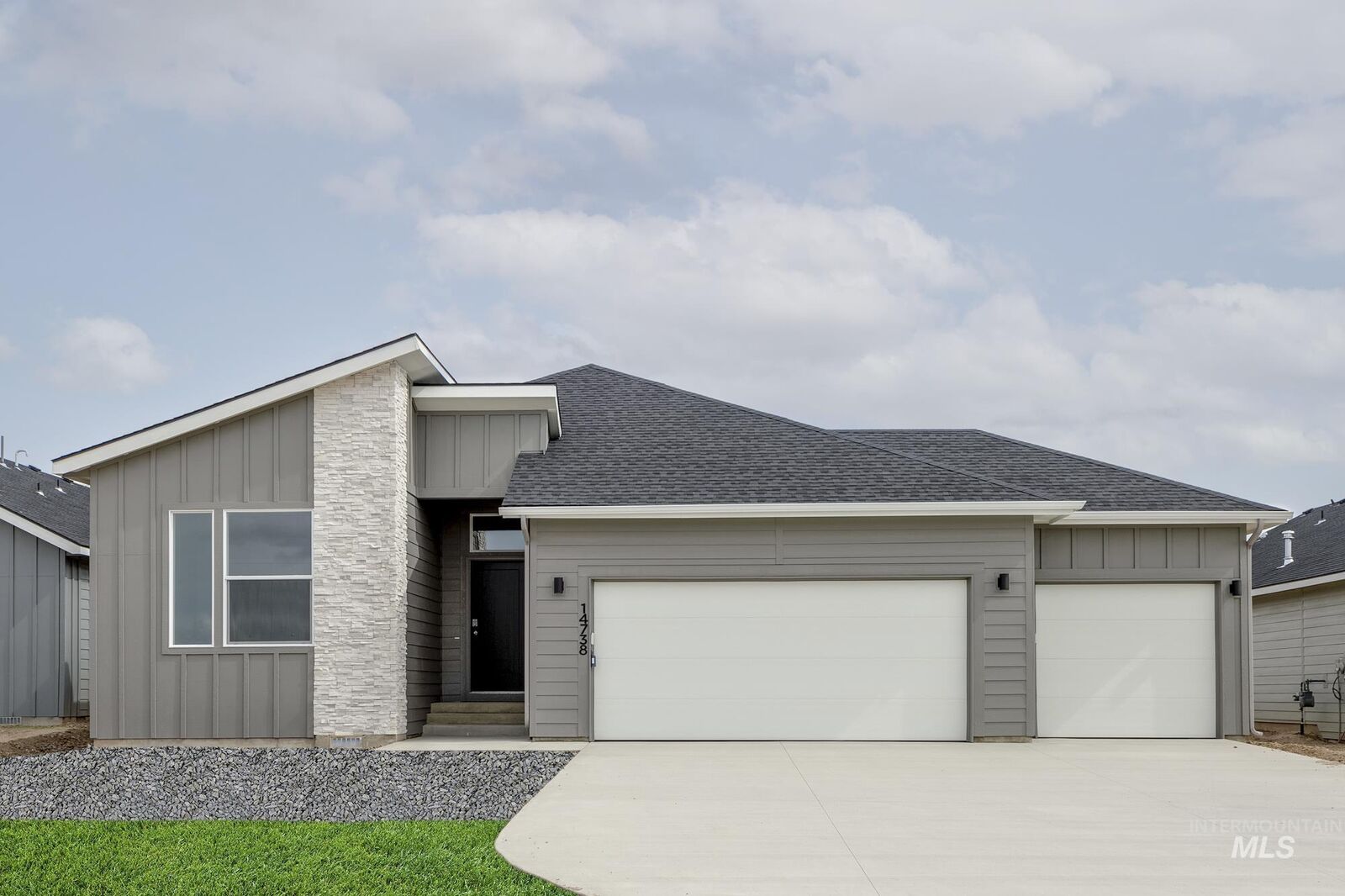 Property Photo:  8490 S Tyrion Way  ID 83634 