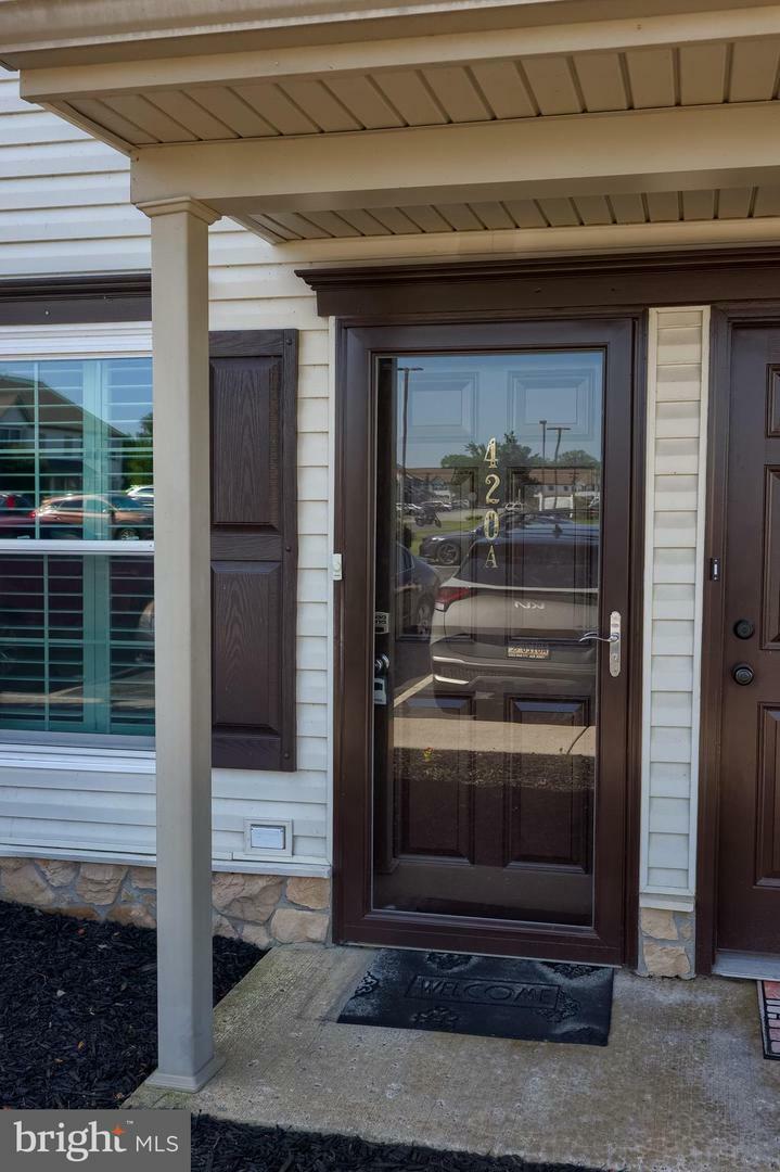Property Photo:  420 Buttonwood Lane A 420A  PA 17406 