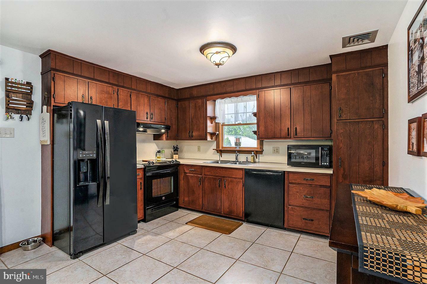 Property Photo:  2900 New Hanover Square Road  PA 19525 