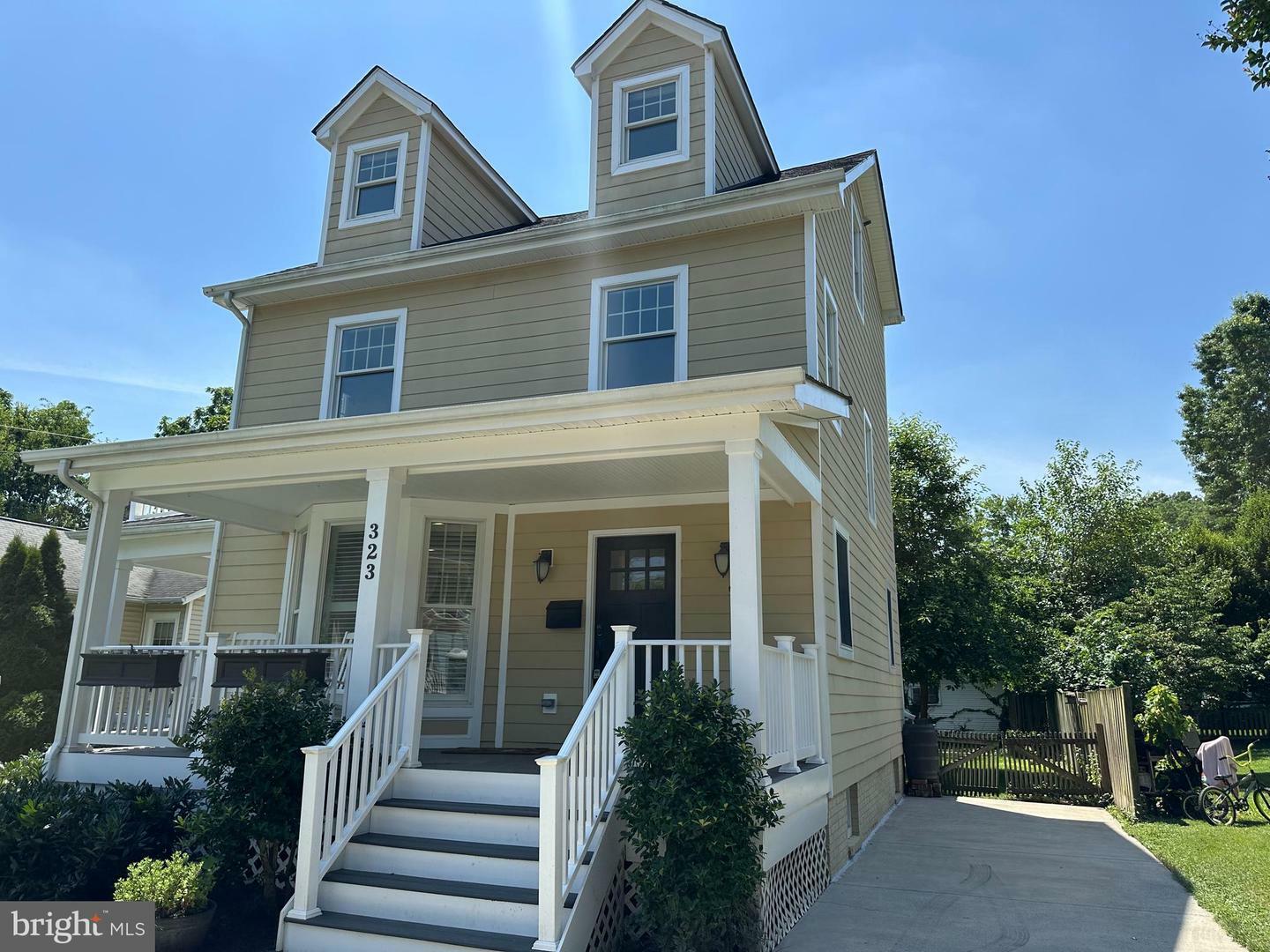 323 Clifford Avenue  Alexandria VA 22305 photo
