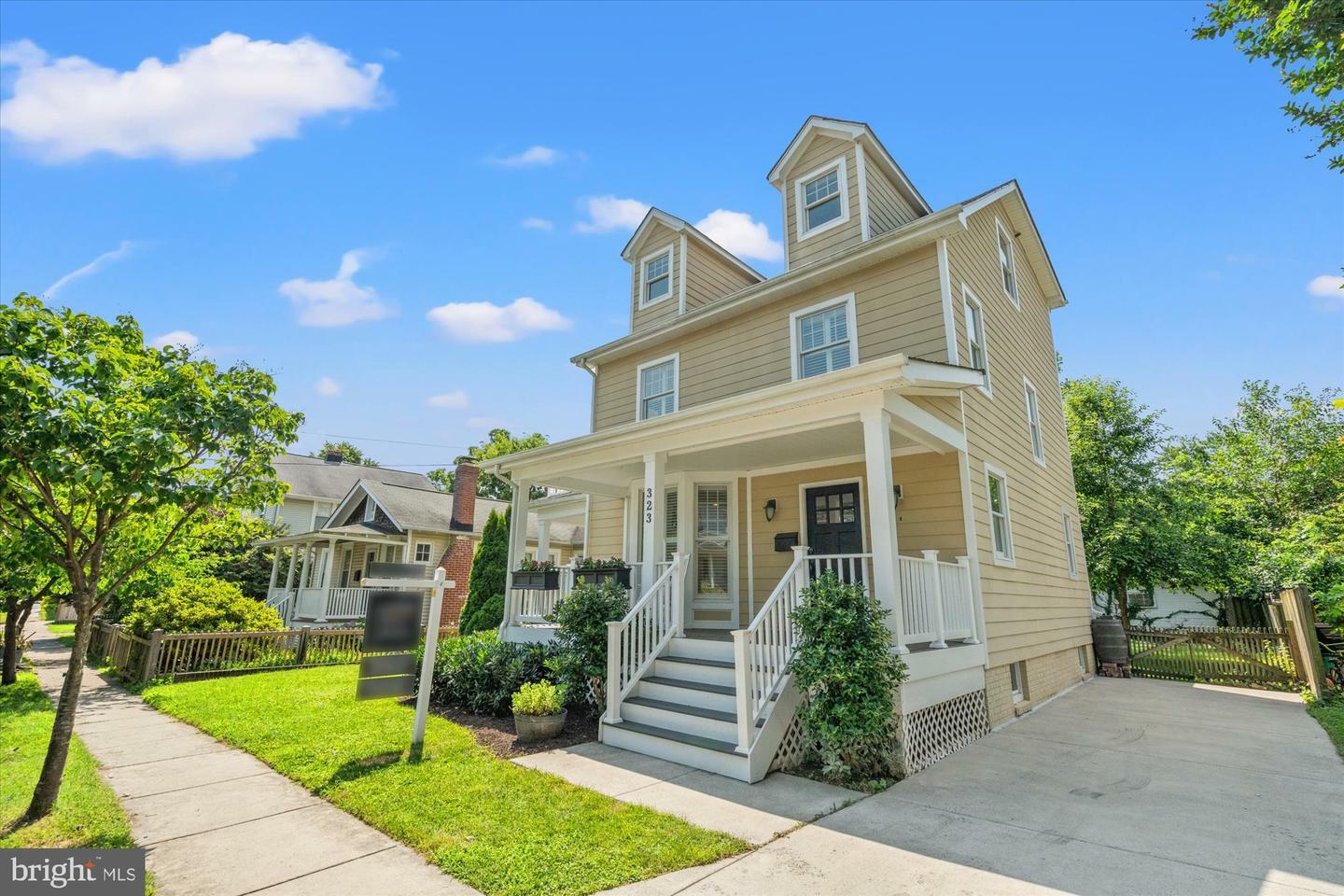 323 Clifford Avenue  Alexandria VA 22305 photo