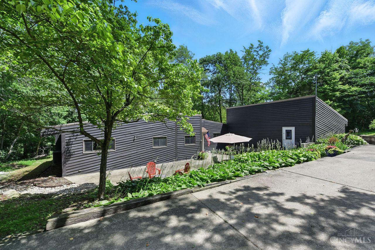 Property Photo: 1120 Crooked Creek Lane OH 45157