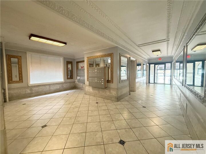 Property Photo:  2271 John F Kennedy Boulevard 304  NJ 07304 