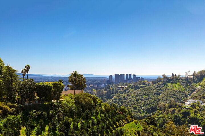 Property Photo:  1401 Bel Air Rd  CA 90077 