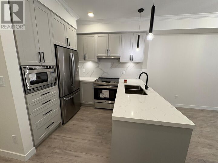 Property Photo:  12109 223 Street 208  BC V2X 5Y6 