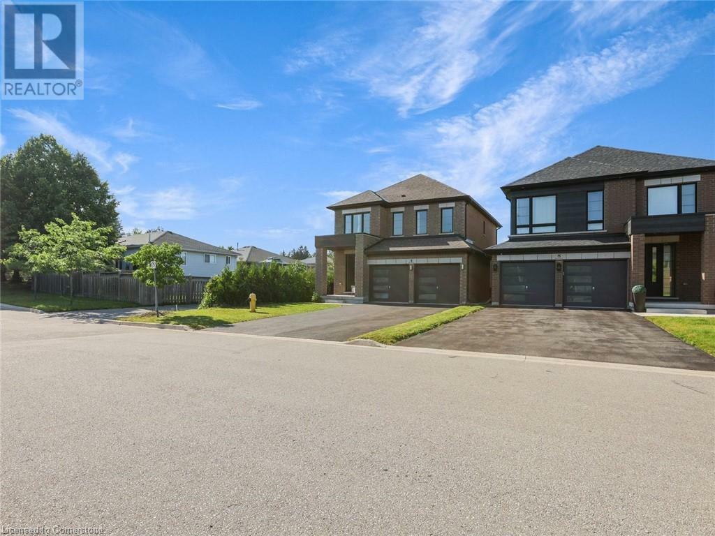 Photo de la propriété: 4 Slater Street Street ON N1R 0C4