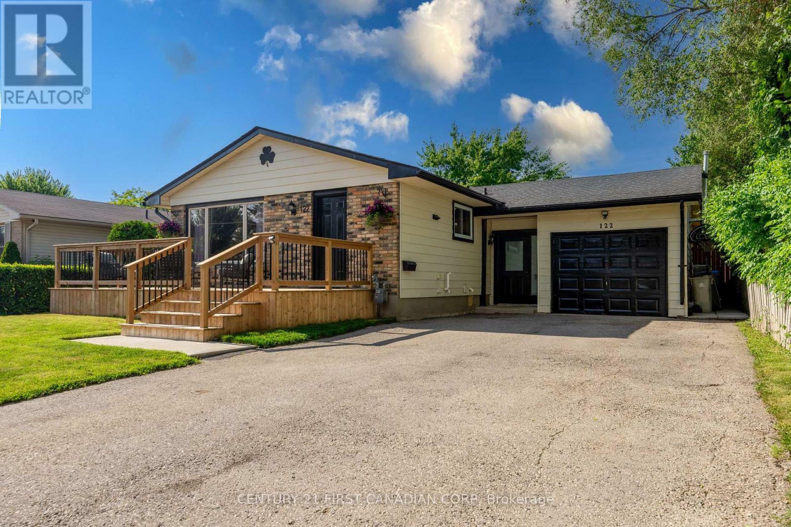 Photo de la propriété: 122 Nicoline Avenue ON N0M 2J0