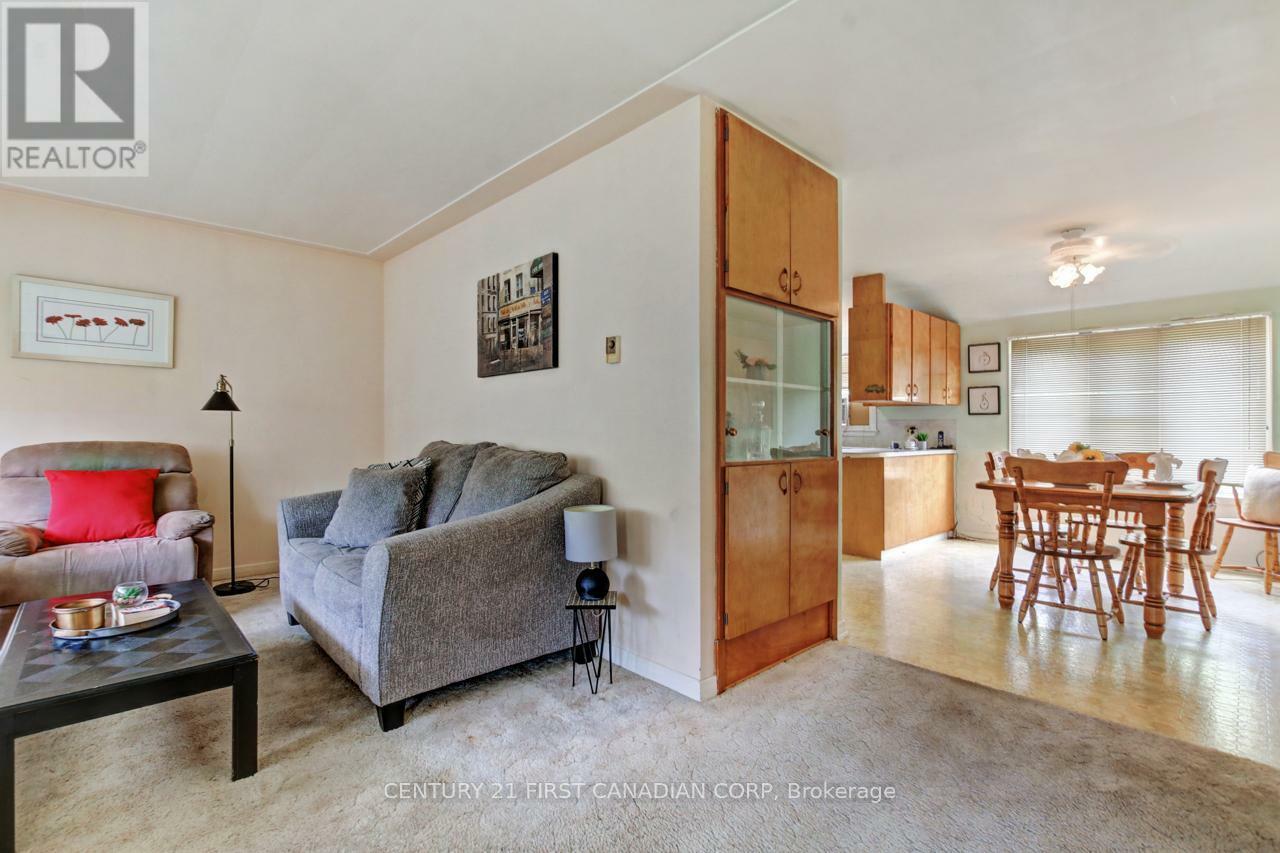 Property Photo: 373 Beattie Street ON N7G 2X7