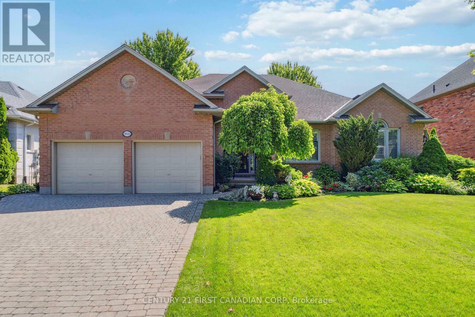 Property Photo: 955 Manchester Road ON N6H 5J1