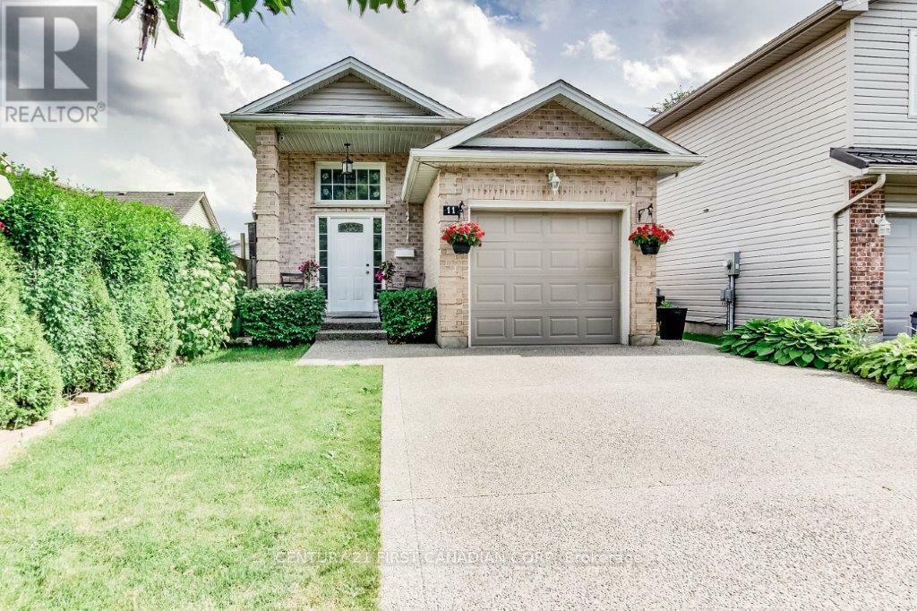 Photo de la propriété: 11 Banbury Road ON N5Z 5E8