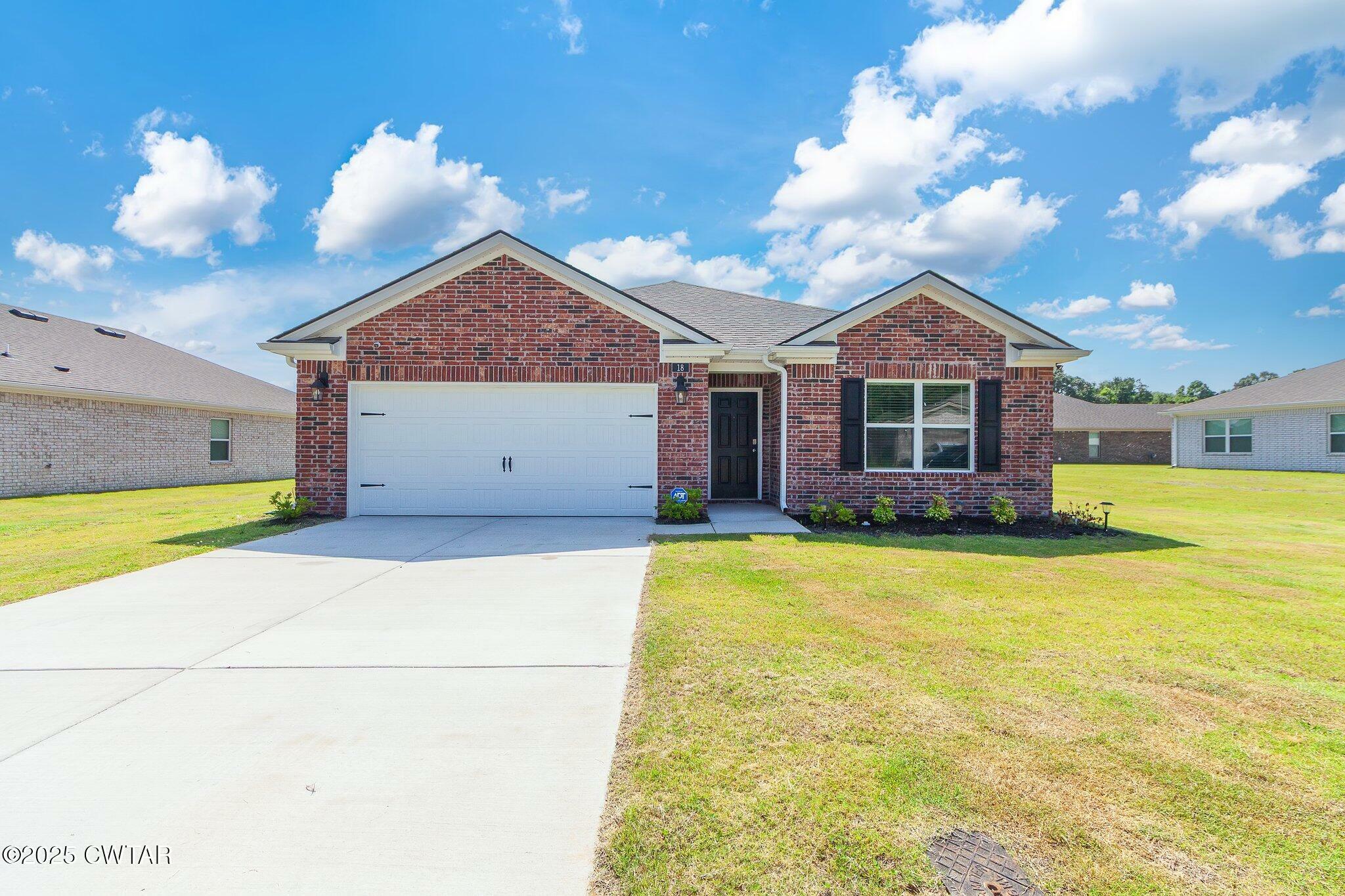 Property Photo: 18 Blossom Cove TN 38305